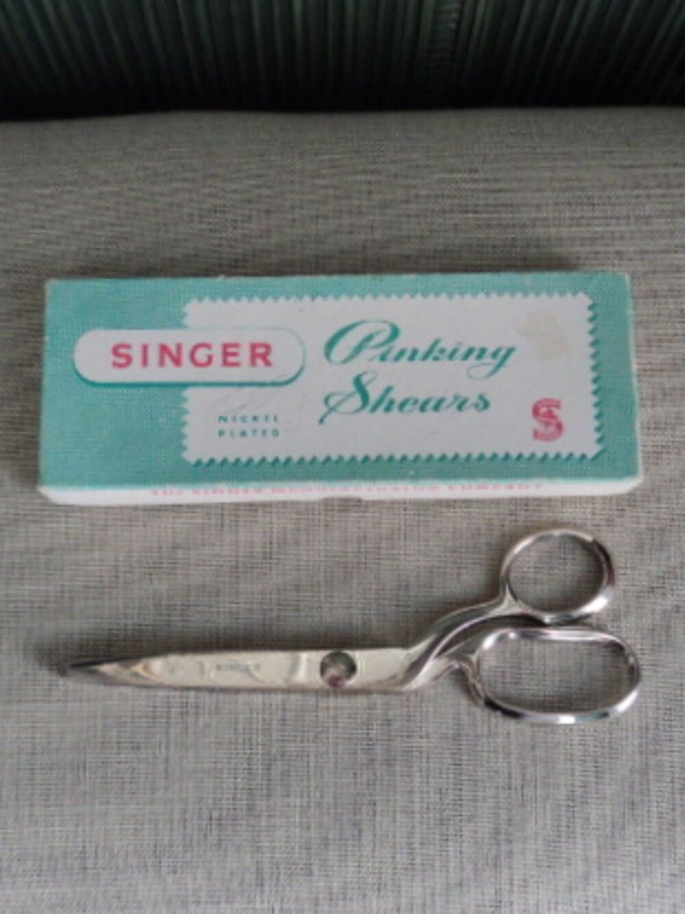 vintage Singer Pinking Shear